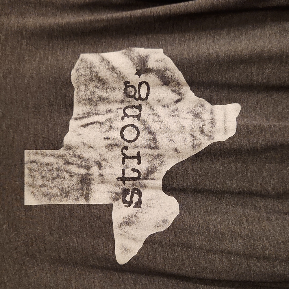 💥FINAL💥🤠🙋‍♀️👕Women's Texas Strong Medium T-Shirt